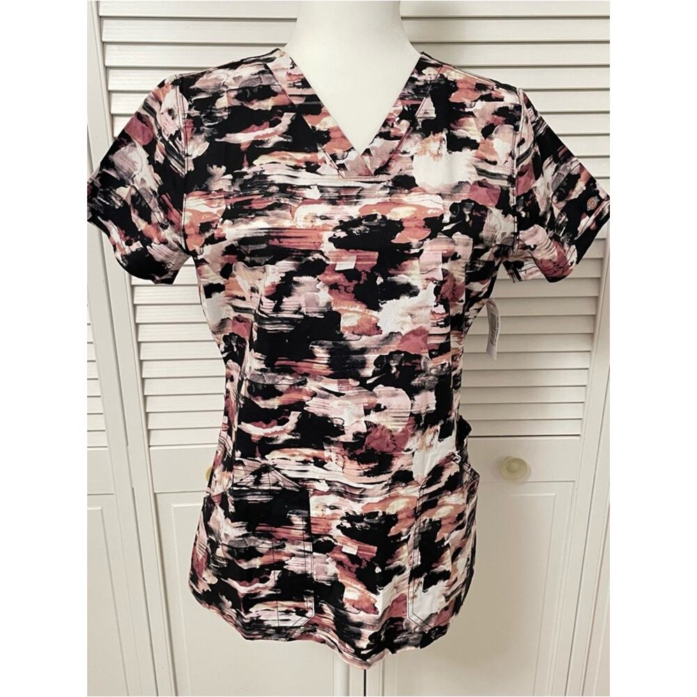 NEW Dickies Camo Scrub Top Women's Small V-Neck Short-Sleeve Scrubs Shirt